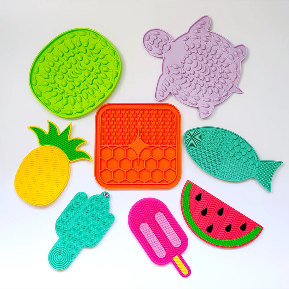 Silicone Slow Feeder Lick Mat - Suction Feeding Pad for Small Cats & Dogs